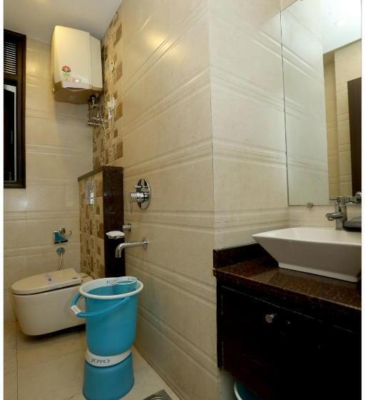 Airport Hotel The R Blues New Delhi