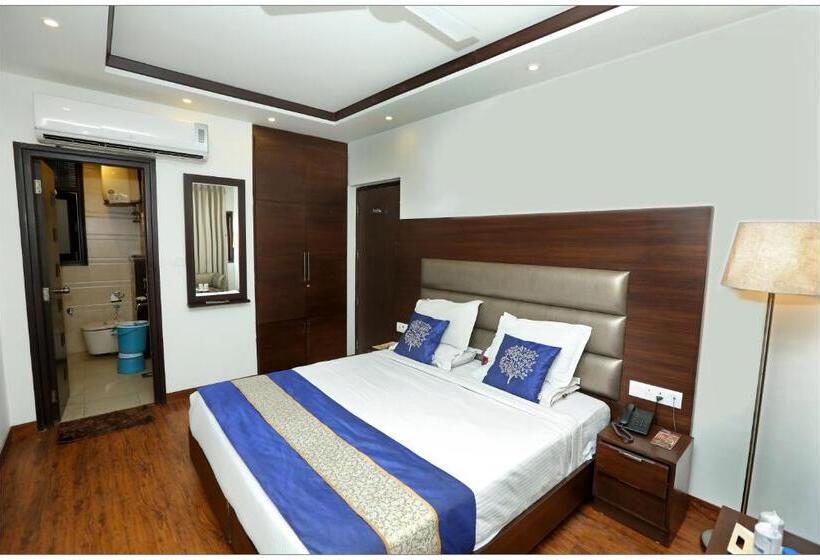 Airport Hotel The R Blues New Delhi