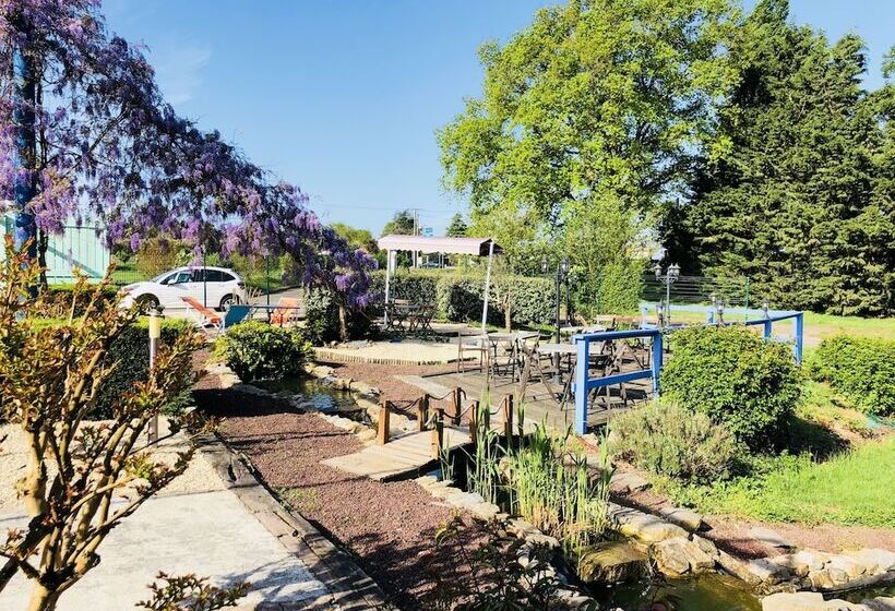 فندق Au Relais Des Lilas