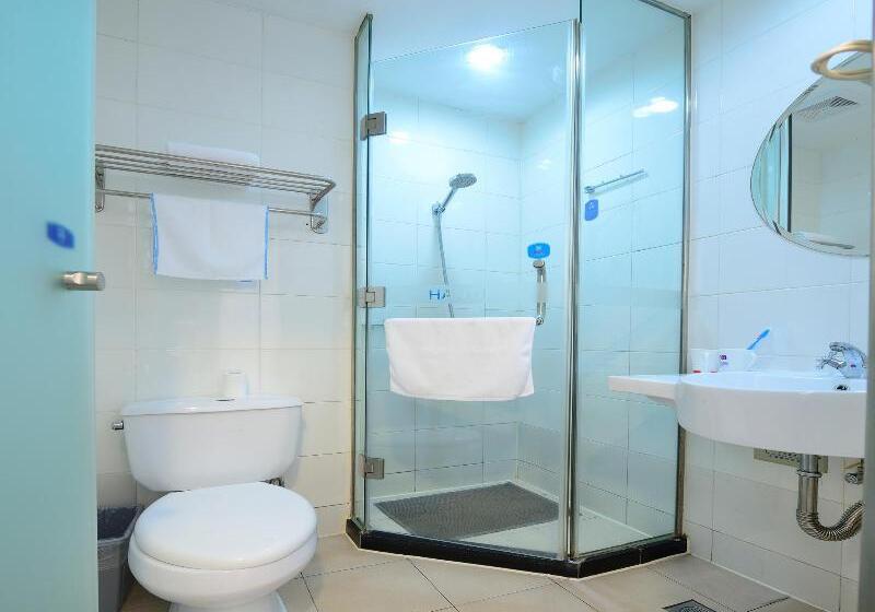 호텔 Hanting Express Shanghai Xujiahui No.2