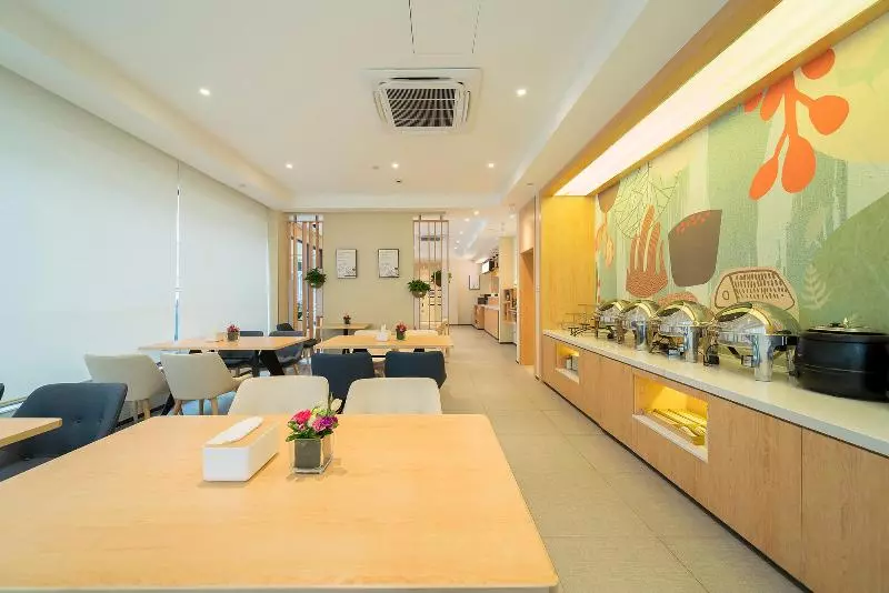 호텔 Hanting Express Shanghai Xujiahui No.2