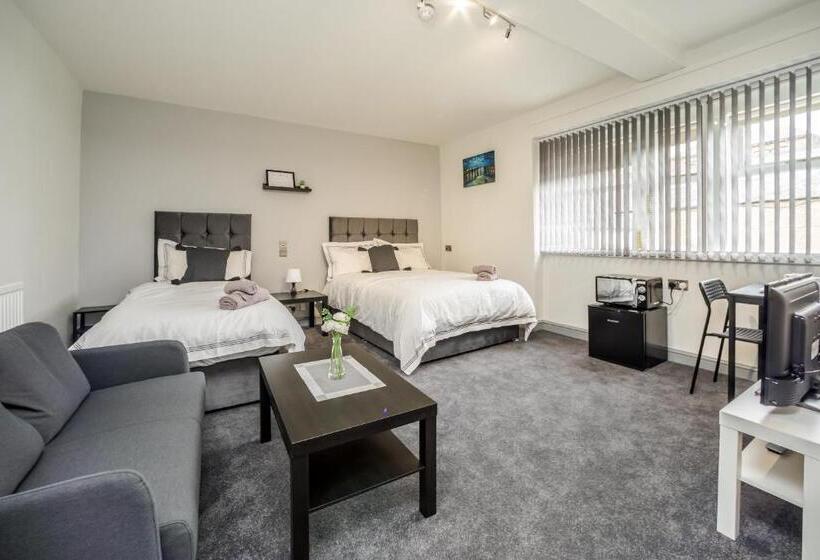 酒店 Huddersfield Central Lodge