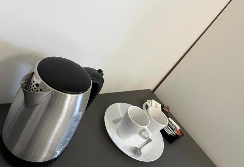 酒店 Huddersfield Central Lodge