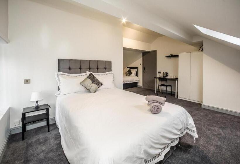 酒店 Huddersfield Central Lodge