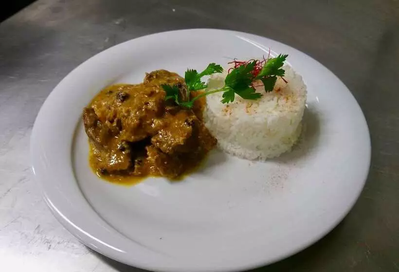 ホテル Kyriad Auray