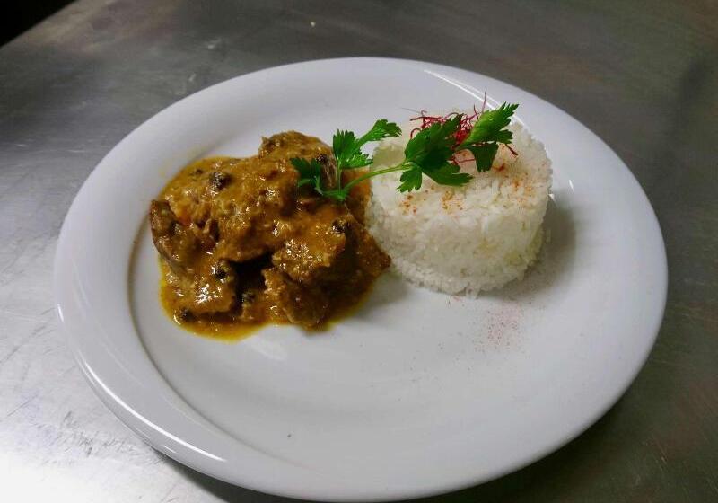 فندق Kyriad Auray