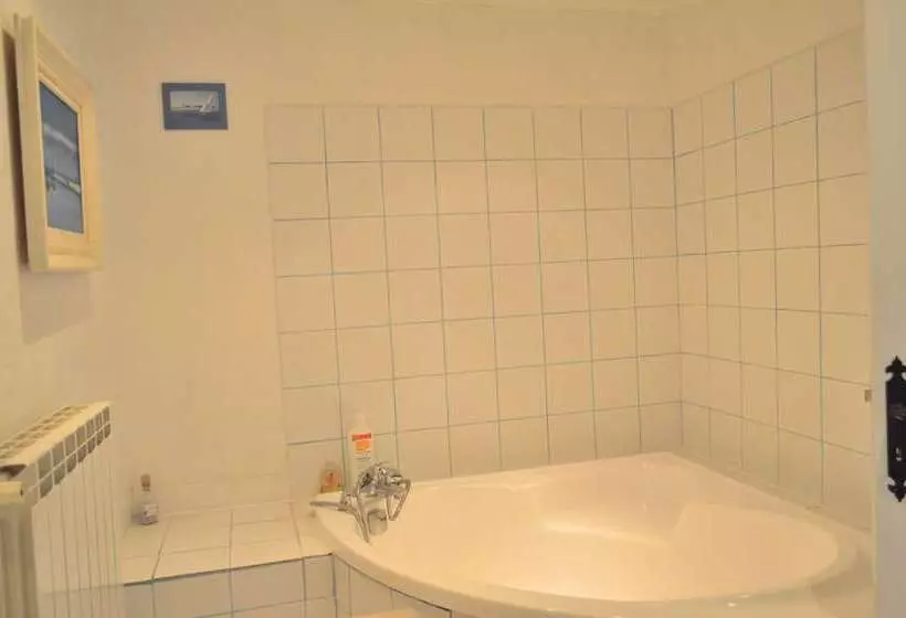 Отель Le Patio Valros