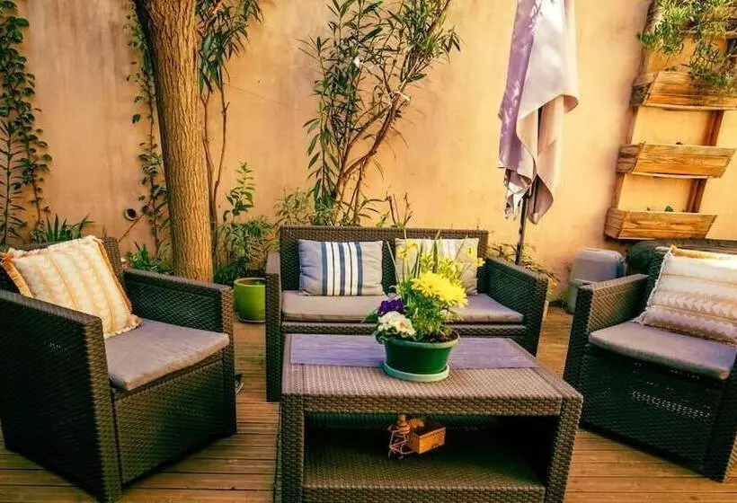 Отель Le Patio Valros