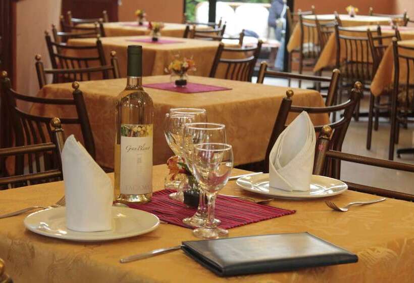 ホテル Manhattan Inn Airport