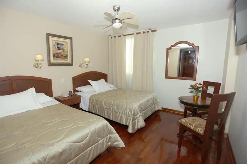 ホテル Manhattan Inn Airport