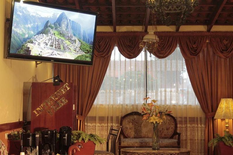 ホテル Manhattan Inn Airport