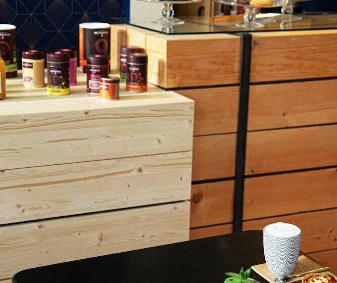 Hotel O Lyon Charite