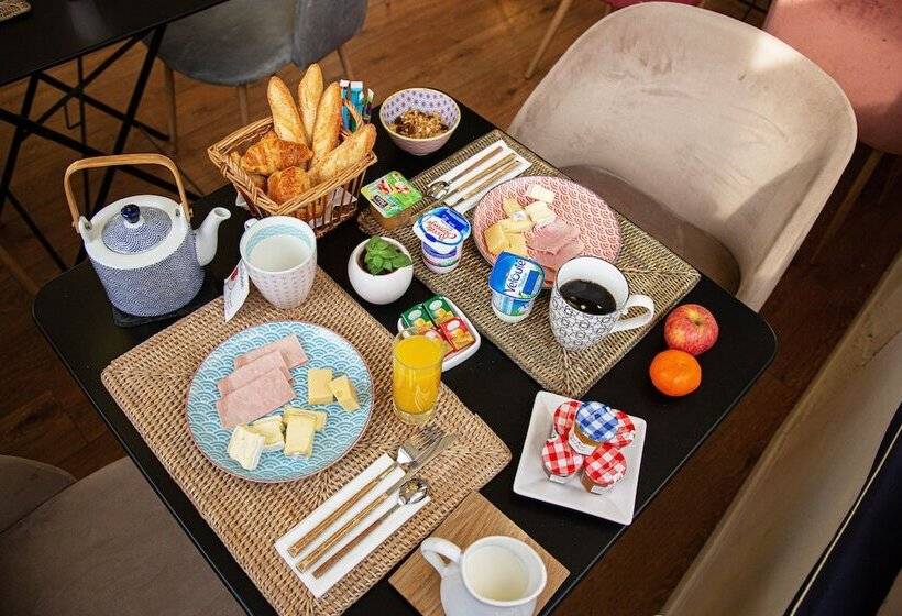 Hotel O Lyon Charite