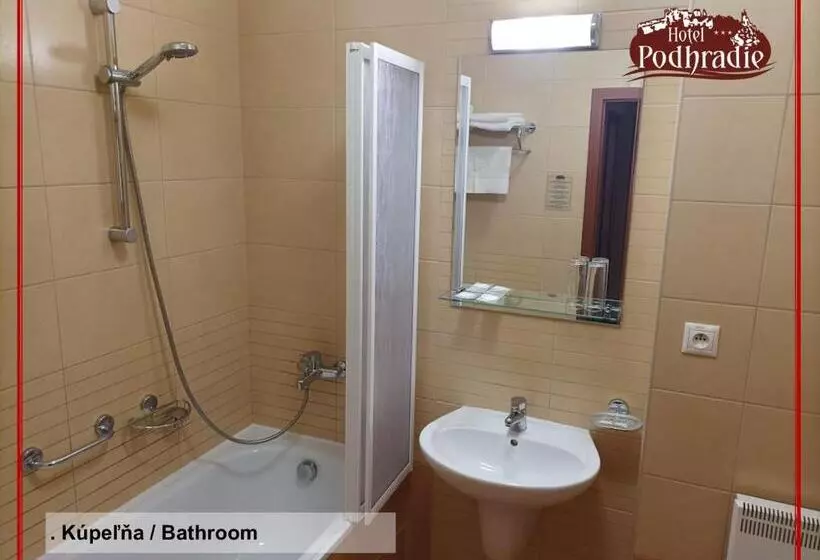 هتل Podhradie