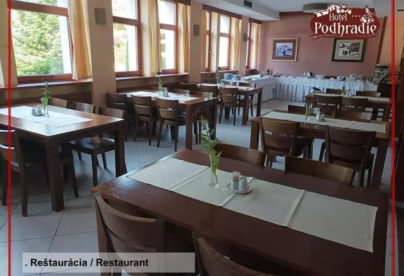 هتل Podhradie