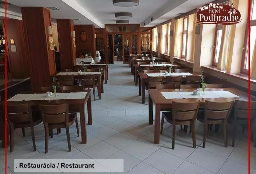 هتل Podhradie