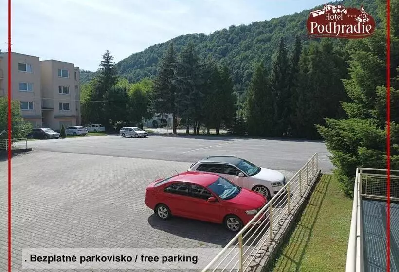 هتل Podhradie
