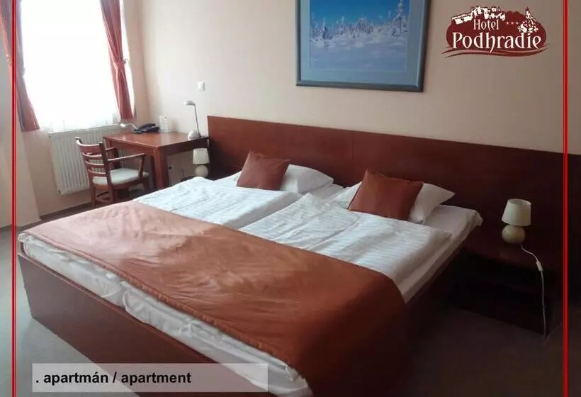 هتل Podhradie
