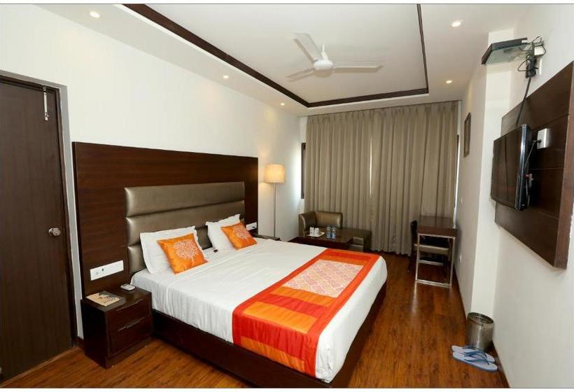 Airport Hotel The R Blues New Delhi