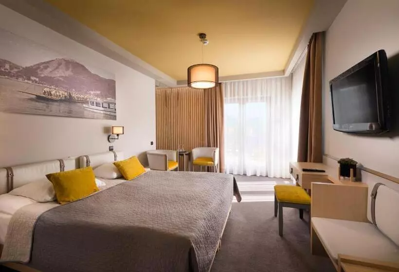 Отель Visegrád