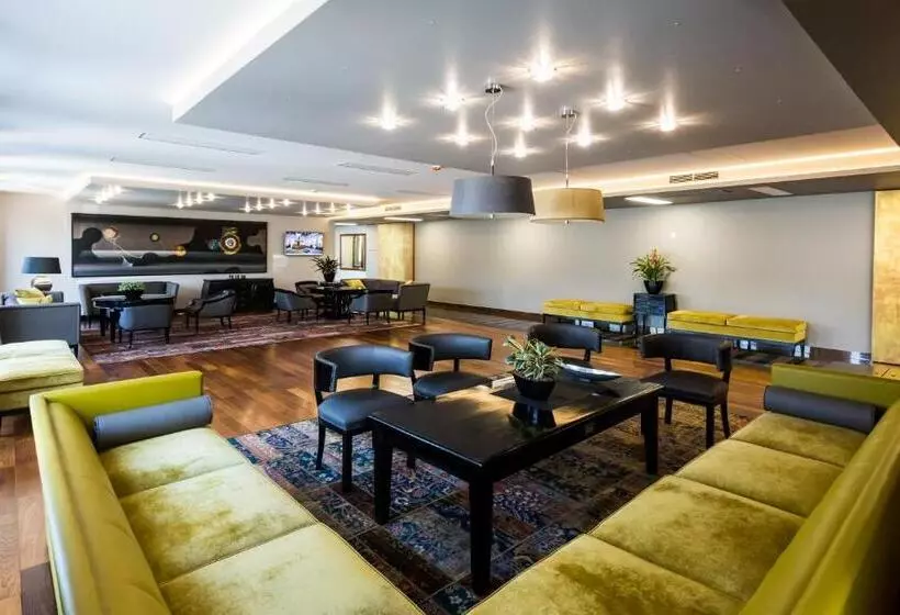 Отель Visegrád