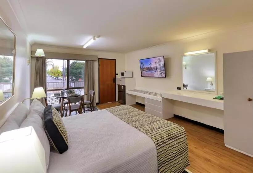 モーテル The Palms Dubbo