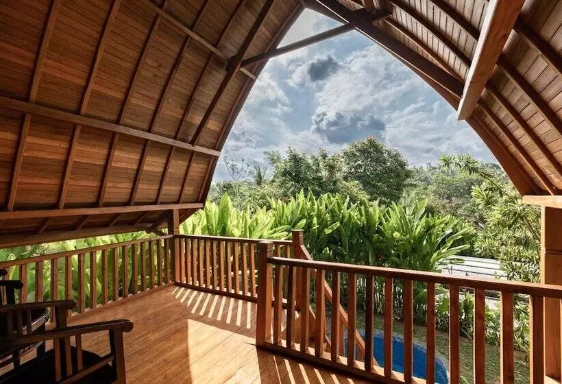 ホテル Kusfarm Bali By Ahm