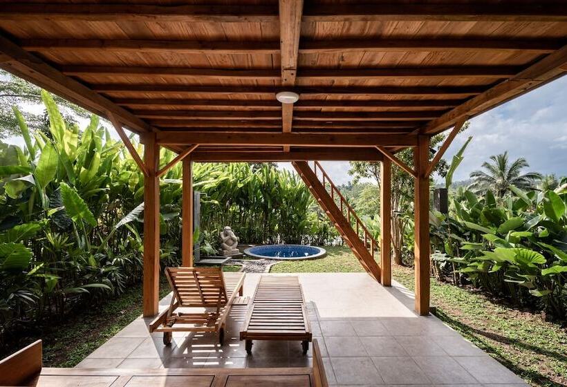 Отель Kusfarm Bali By Ahm