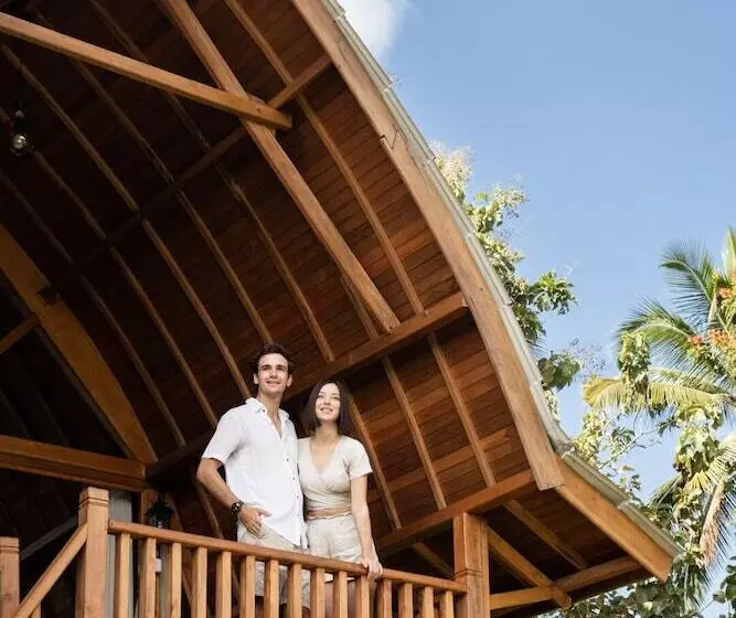 ホテル Kusfarm Bali By Ahm