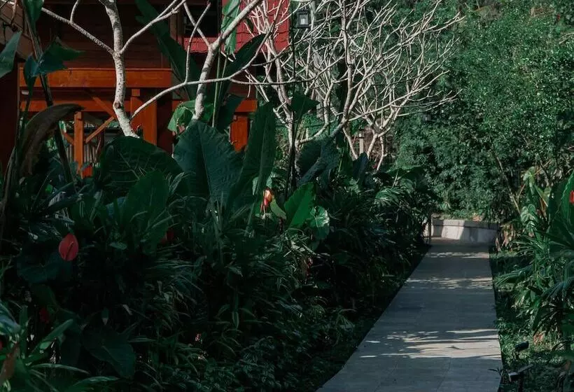 ホテル Kusfarm Bali By Ahm