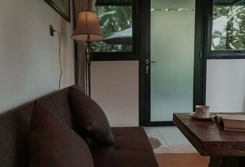 ホテル Kusfarm Bali By Ahm