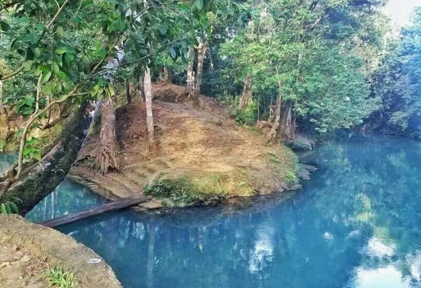 Hotelli Avisha Suites