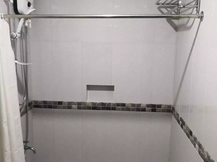 Hotelli Avisha Suites