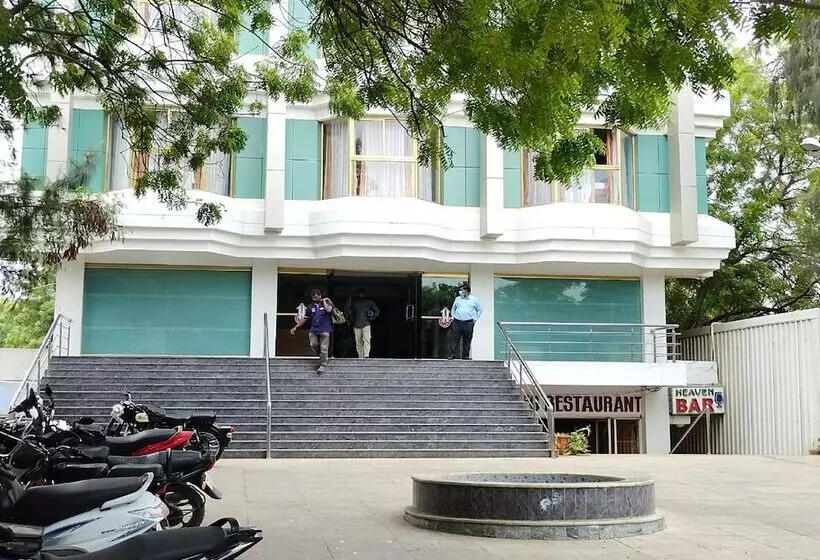 Hotelli Geetha International