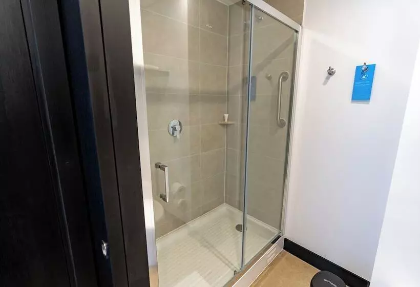 Hotelli Hampton By Hilton Santiago Las Condes