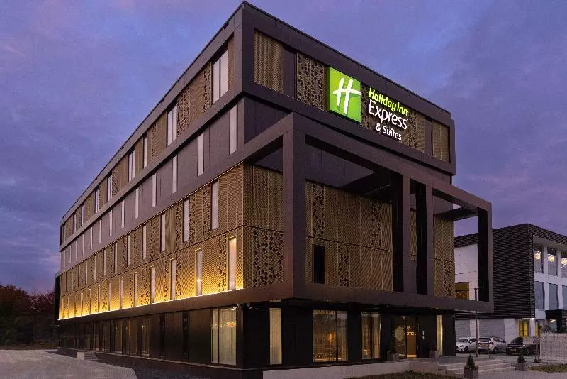 هتل Holiday Inn Express & Suites   Deventer, An Ihg
