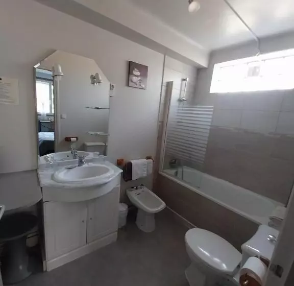 Hotelli Hôtel Les Deux Cols