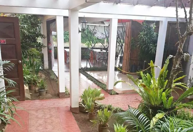 ホテル La Casa Roa Hostel