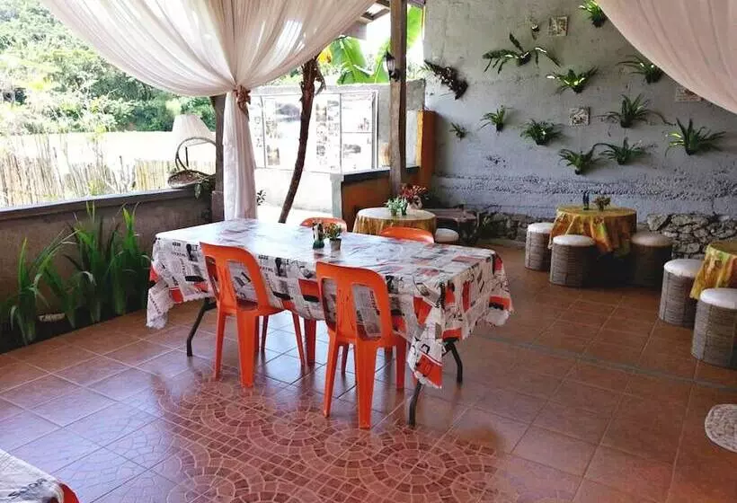 ホテル La Casa Roa Hostel