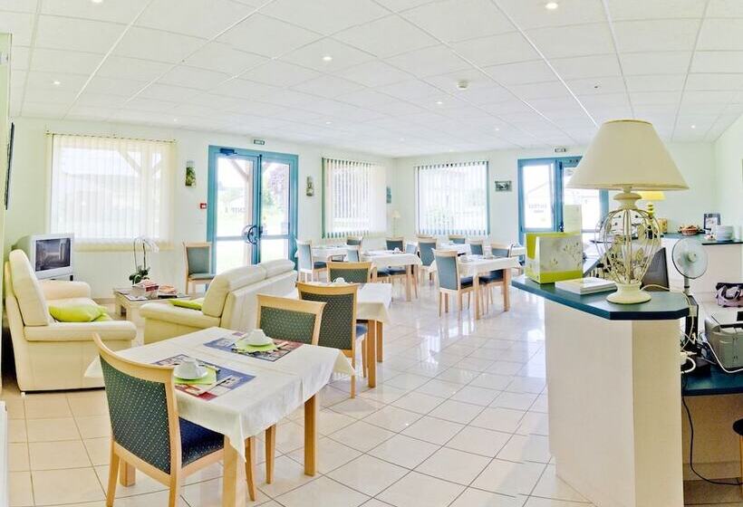 호텔 Le Relais De Vacherauville