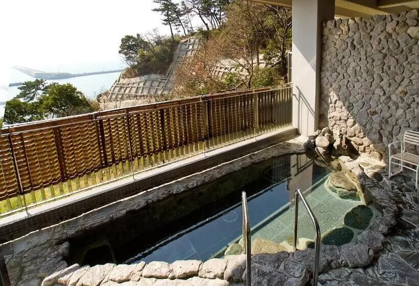 Hotelli Kokumin Shukusha Marine Terrace Ashiya