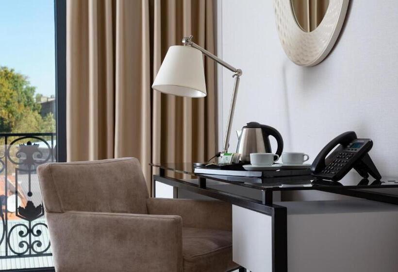 Otel Mercure Tashkent