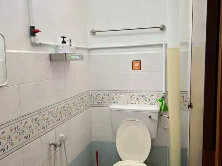 Hotelli Oyo Homes 90522 Alma Sweet Home