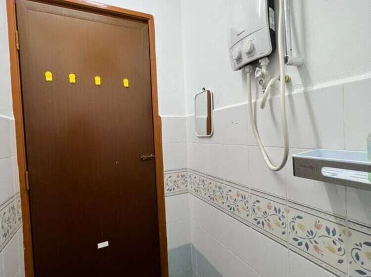 호텔 Oyo Homes 90522 Alma Sweet Home