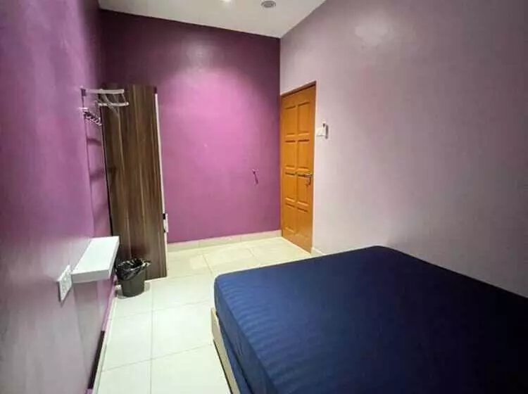 Hotelli Oyo Homes 90522 Alma Sweet Home