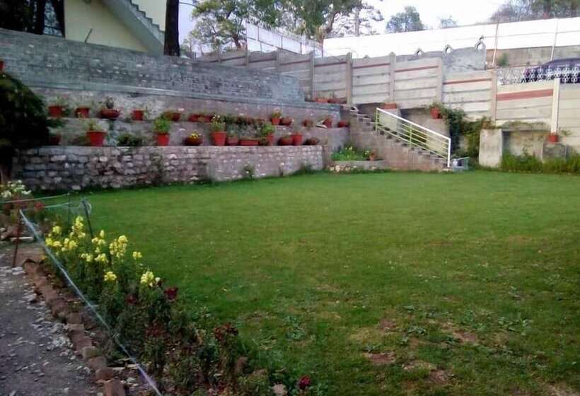 هتل The Legacy British Era Cottages