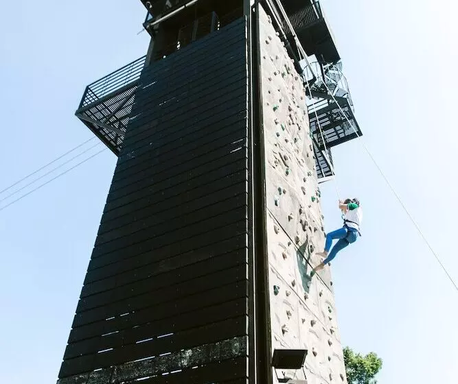 Hotelli Vista Tala Resort & Recreational Park