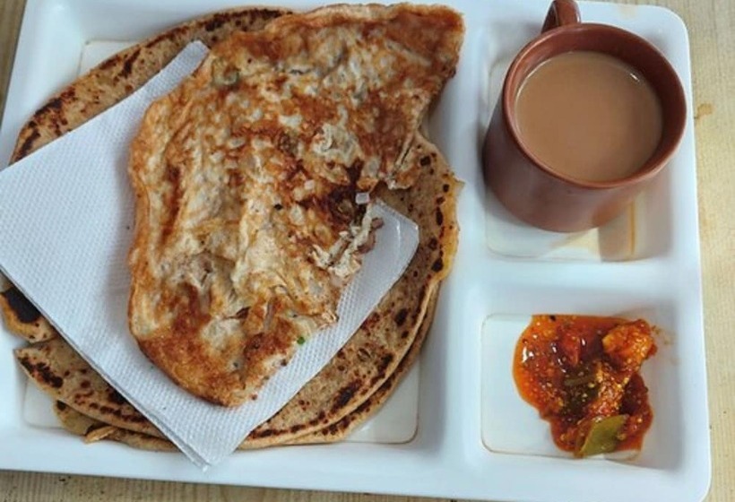 Goroomgo Hotel Priya Agra