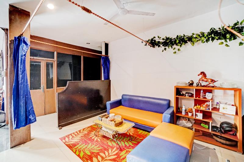 Отель Scala Inn By Oyo Rooms