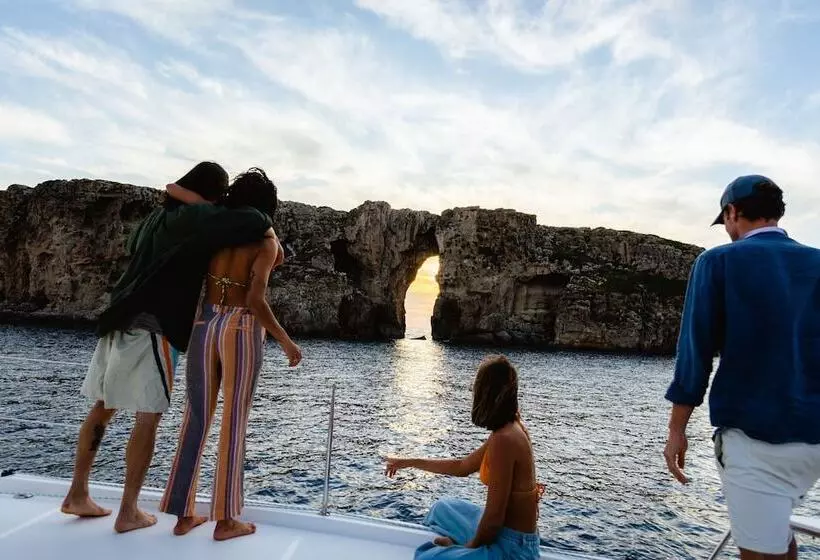 ホテル W Costa Navarino